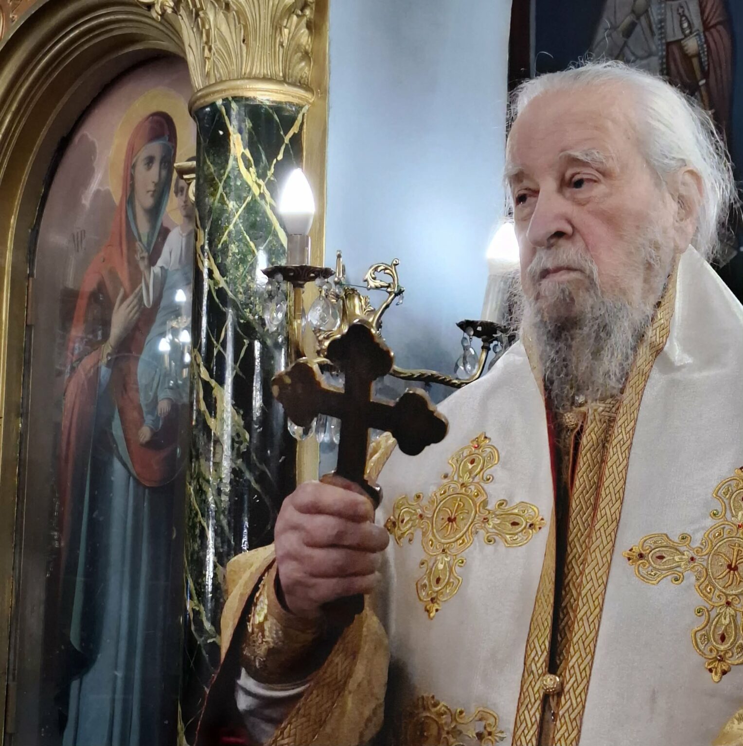 Πρωτοχρονιάτικη Θεία Λειτουργία στη Μητρόπολη Καρυστίας main image