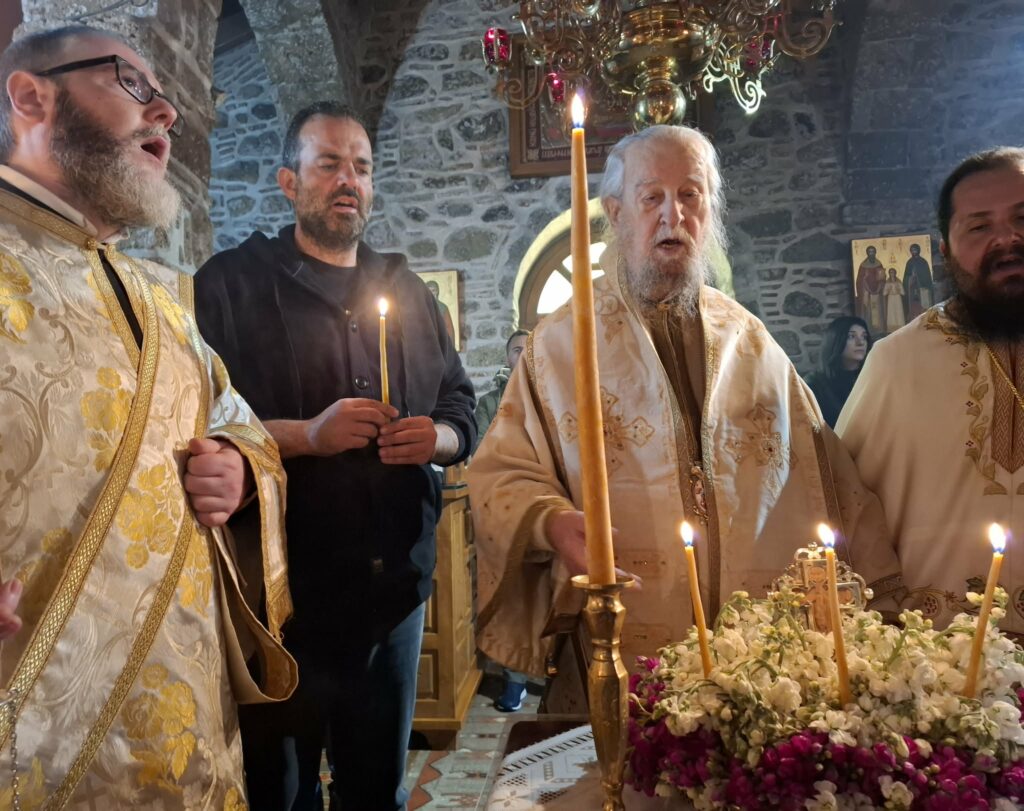 Κυριακή της Σταυροπροσκυνήσεως στην Ι.Μ. Αγίου Χαραλάμπους main image