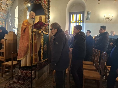 Η Θ. Λειτουργία του Αγίου Ιακώβου του Αδελφοθέου στην Ι.Μ. Μεταμορφώσεως του Σωτήρος Κύμης gallery image 2