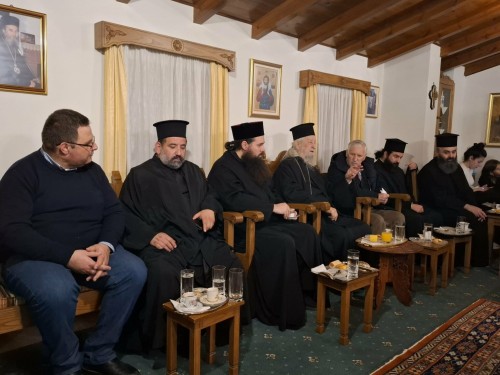 Αρχιερατικός Εσπερινός στην Ι.Μ. Μεταμορφώσεως του Σωτήρος Κύμης gallery image 4