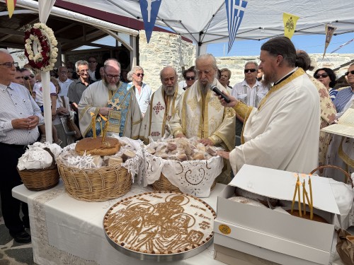 Αρχιερατικό Συλλείτουργο Αγ. Παϊσίου gallery image 36