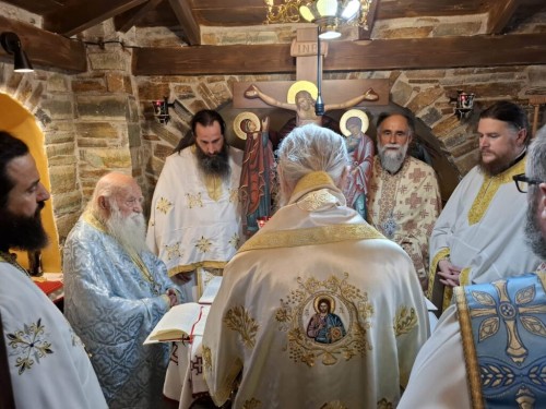 Αρχιερατικό Συλλείτουργο Αγ. Παϊσίου gallery image 0