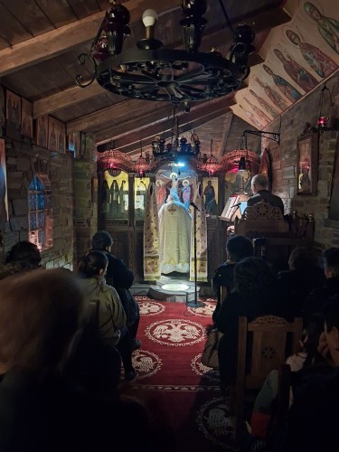 Νυχτερινή Θεία Λειτουργία gallery image 6