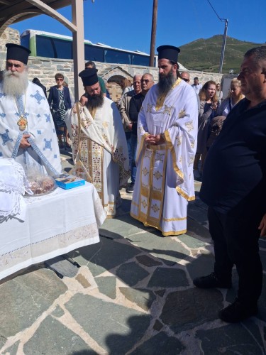 Πάνδημη Αρχιερατική Θεία Λειτουργία gallery image 54