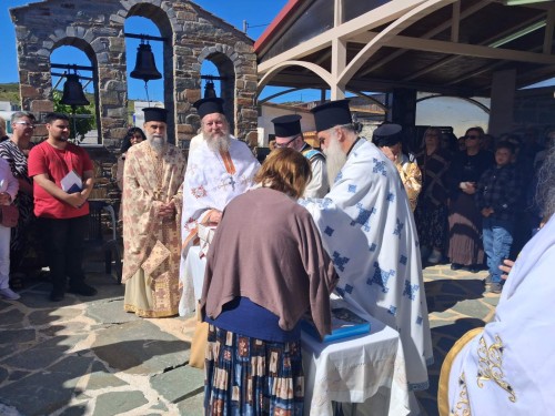 Πάνδημη Αρχιερατική Θεία Λειτουργία gallery image 45