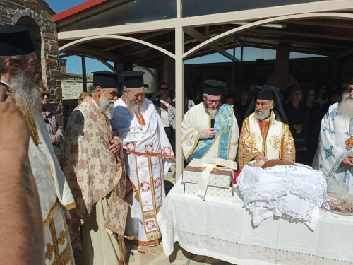 Πάνδημη Αρχιερατική Θεία Λειτουργία gallery image 46
