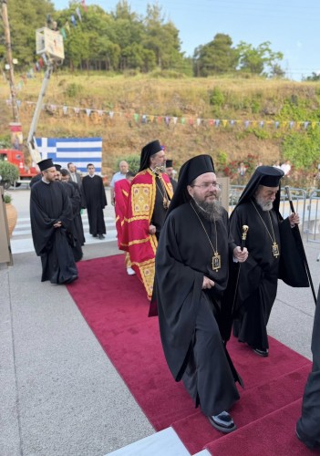 Αρχιερατικό Συλλείτουργο και Λιτανεία σκηνώματος επί τη εορτεί του Αγίου Ιωάννου του Ρώσου gallery image 3