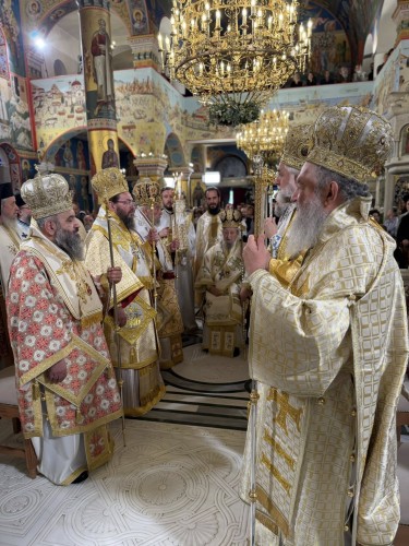 Αρχιερατικό Συλλείτουργο και Λιτανεία σκηνώματος επί τη εορτεί του Αγίου Ιωάννου του Ρώσου gallery image 7